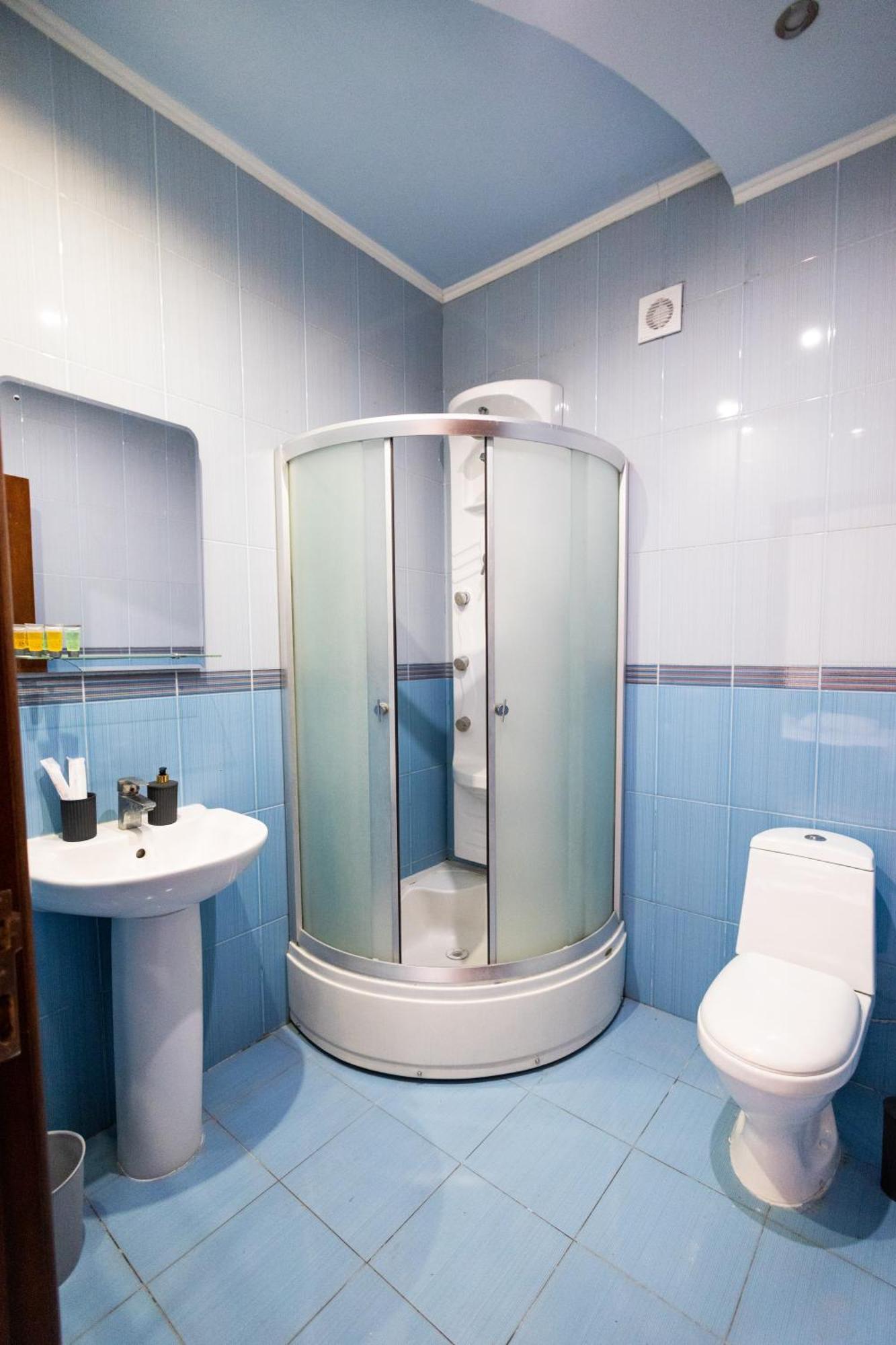 Yan Hotel Jerevan Buitenkant foto