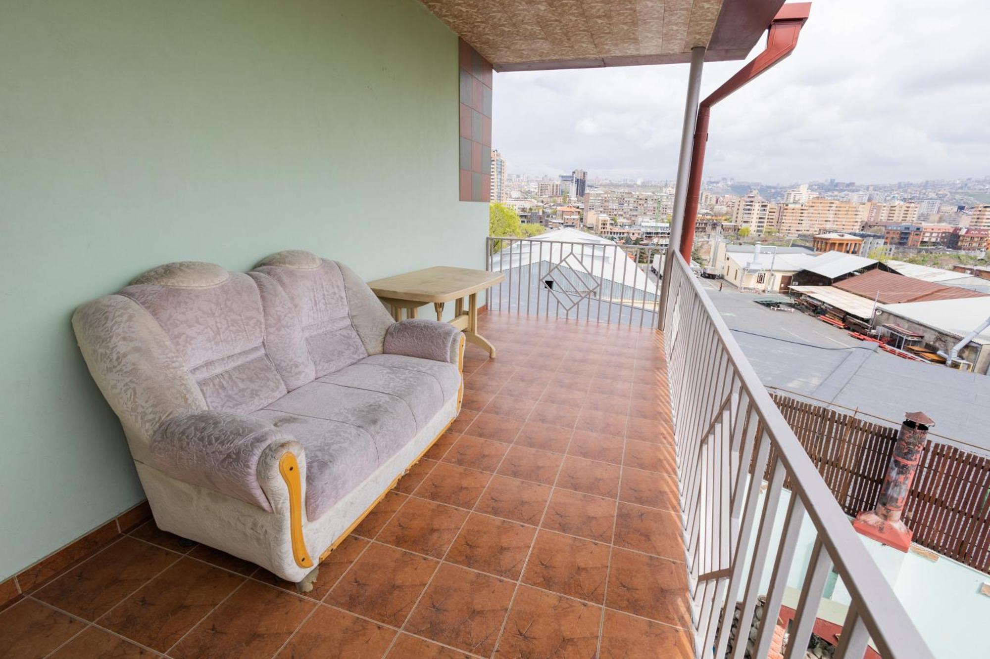 Yan Hotel Jerevan Buitenkant foto