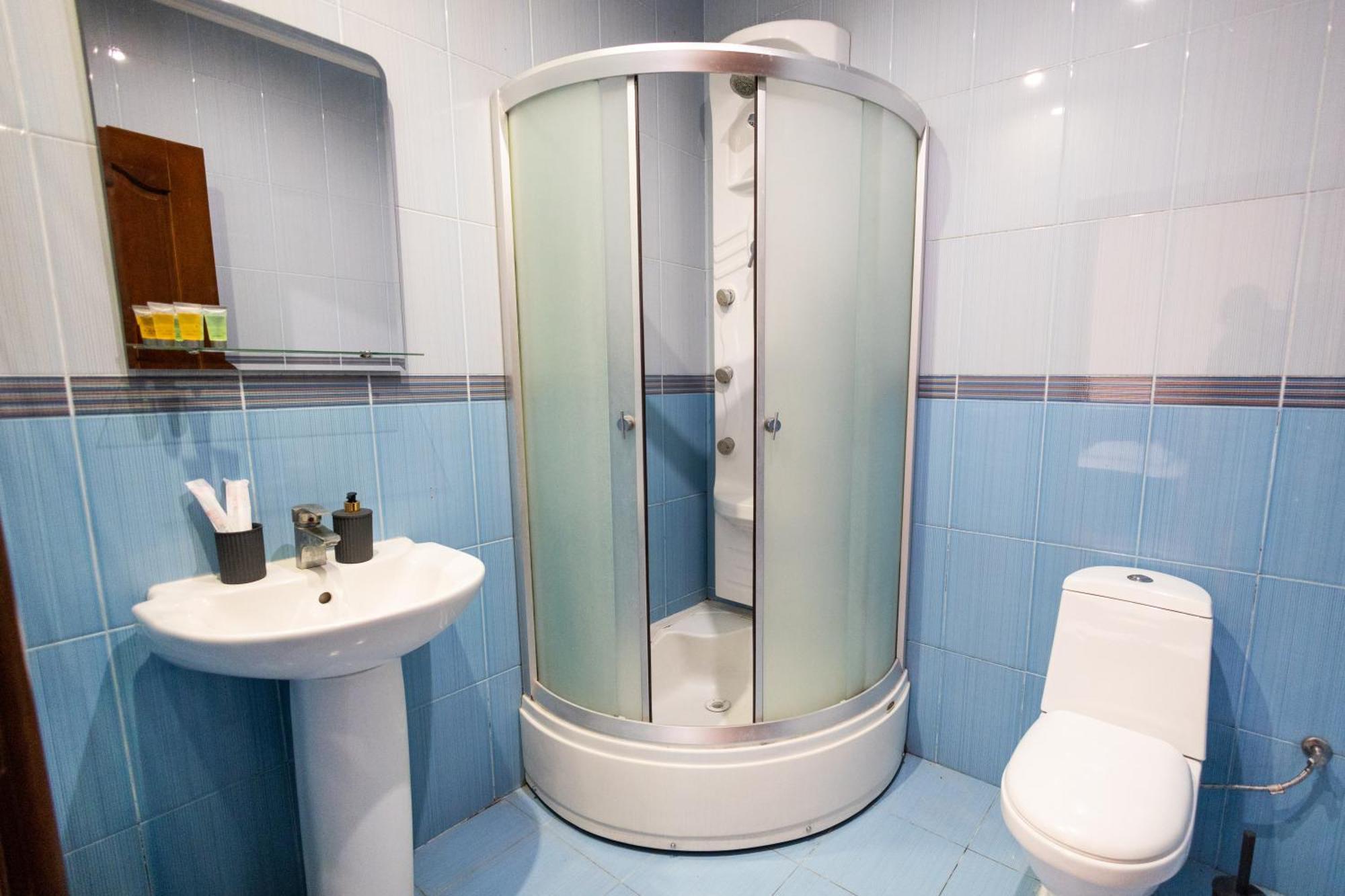 Yan Hotel Jerevan Buitenkant foto